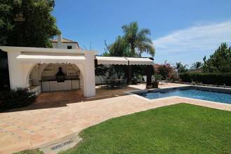 Thumbnail von Luxus-Villa in Sierra Blanca R2806271