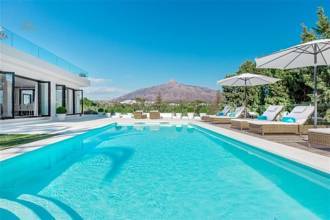 Thumbnail von Luxus-Villa in Nueva Andalucia R2789939