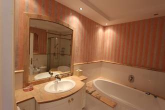 Thumbnail von Luxus-Villa in Sierra Blanca R2784056