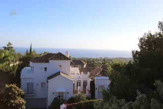 Thumbnail von Luxus-Villa in Sierra Blanca R2784056