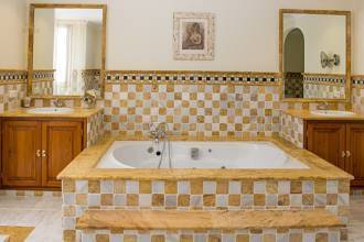 Thumbnail von Luxus-Villa in El Madroñal R2693960