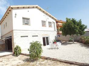 ***Wunderschöne Villa mit sehr großem Untergeschoss in ruhiger Lage***