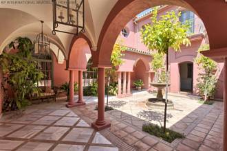 Thumbnail von ***VILLA IM KLASSISCHEN STIL IN DER HACIENDA LAS CHAPAS IN MARBELLA***