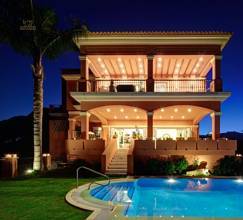 Thumbnail von Luxus-Villa in Rio Real R2348240