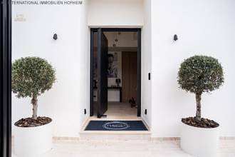 Thumbnail von ***VILLA IN STRAND-URBANISATION AN DER GOLDENEN MEILE IN MARBELLA***