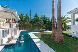 Thumbnail von ***KOMPLETT RENOVIERTE VILLA IN NUEVA ANDALUCIA IN MARBELLA***