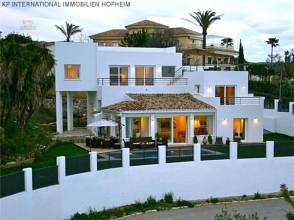 Thumbnail von ***SCHÖNE NEUE VILLA IN EL ROSARIO IN MARBELLA MIT MEERBLICK***