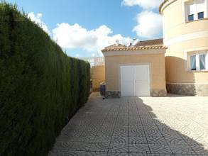 Thumbnail von ***Freistehende Villa mit 4 Schlafzimmern und 3 Bäder, Privatpool in bevorzugter Lage***