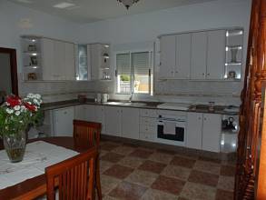 Thumbnail von ***Freistehende Villa mit 4 Schlafzimmern und 3 Bäder, Privatpool in bevorzugter Lage***