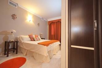 Thumbnail von Luxus-Villa in Las Chapas R148133