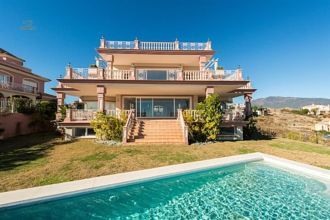 Luxus-Villa in Los Flamingos R2765285 