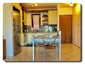 Thumbnail von Aparte drei Zimmer Wohnung mit Garten