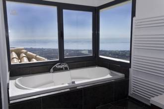 Thumbnail von Luxus-Villa in Los Monteros R2445080