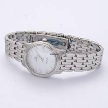 Thumbnail von Omega De Ville Prestige 424.10.27.60.05.001 - De Ville Prestige Quartz 27.4 mm White Mother Of Pearl Dial Steel La </h1>