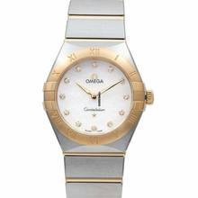 Thumbnail von Omega Constellation 131.20.28.60.55.002 - Constellation Manhattan Quartz 28 mm Quartz White Dial Diamonds Yell </h1>