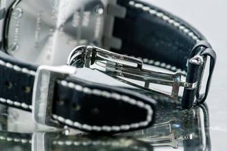 Thumbnail von Audemars Piguet Royal Oak Offshore limited Boutique OFFSHORE Royal Oak | Tour Auto | 26184ST | 100 Pieces