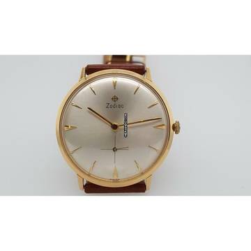Zodiac 750 Herrenarmbanduhr Pesseux 330