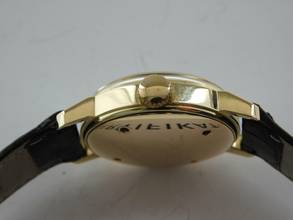 Thumbnail von Longines 10 Karat Gelbgold Armbanduhr Mid Size 29 mm Handaufzug Kaliber 10 L Rarität
