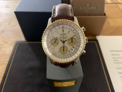 Breitling Navitimer