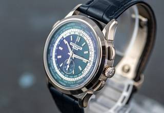 Thumbnail von Patek Philippe World Time CHRONOGRAPH | 5930G-001 | Full Set 2018 | Whitegold