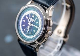 Thumbnail von Patek Philippe World Time CHRONOGRAPH | 5930G-001 | Full Set 2018 | Whitegold