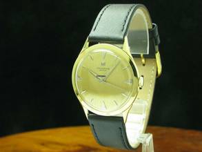 Thumbnail von Universal Genève 18kt 750 Gold Handaufzug Herrenuhr / Gn 1751xxx / Kaliber 332 </h1>