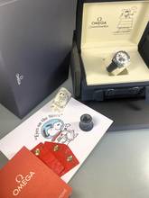 Thumbnail von Omega Speedmaster Professional Moonwatch SILVER SNOOPY AWARD CO-AXIAL MASTER CHRONOMETER CHRONOGRAPH EK 06/2026 42 mm Full Set Special Edition