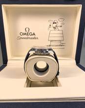 Thumbnail von Omega Speedmaster Professional Moonwatch SILVER SNOOPY AWARD CO-AXIAL MASTER CHRONOMETER CHRONOGRAPH EK 06/2026 42 mm Full Set Special Edition