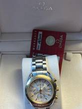 Thumbnail von Omega Speedmaster Date 323.21.40.40.02.001
