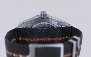 Thumbnail von Tudor Prince Date Oyster Prince Ranger black Top No-Date Natoband Automatic B+P </h1>