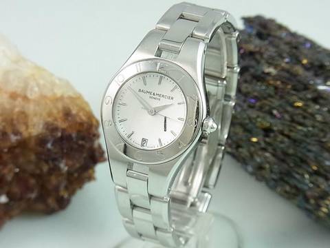 Baume & Mercier Linea Damenuhr Saphirglas Datum Anzeige M0a10070 </h1>