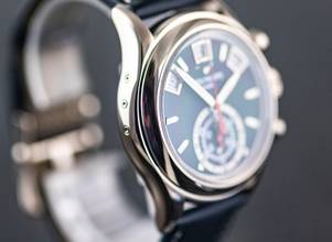 Thumbnail von Patek Philippe Annual Calendar Chronograph Annual Calendar | 5960G | Full Set 2022 | blue dial | White gold