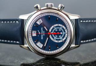 Thumbnail von Patek Philippe Annual Calendar Chronograph Annual Calendar | 5960G | Full Set 2022 | blue dial | White gold