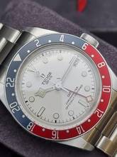 Thumbnail von Tudor Black Bay GMT M79830RB-0010 Pepsi White dial Unworn/New condition Full Set 2-2026