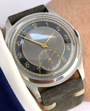  IWC Extremely Rare Vintage Hermet 37mm Multicolor Dial Serviced vintage </h1> 