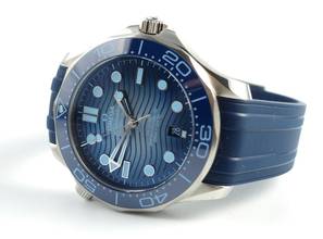 Thumbnail von Omega Seamaster Diver 300 M Blue Seamaster Summer Blue Full Set / New Watch