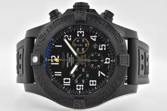 Thumbnail von Breitling Avenger Hurricane Breitlight XB0170E4 Black Dial Schwarz </h1>
