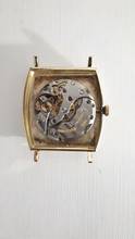 Thumbnail von Jaeger-LeCoultre Classic 18 Karat Gelbgold Tonneau Handaufzug Vintage NOS 26 x 34 mm C 818/1C
