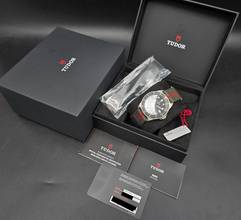 Thumbnail von Tudor Pelagos FXD M25717N-0001 Black Dial Unworn/New Condition Full Set 6-2026