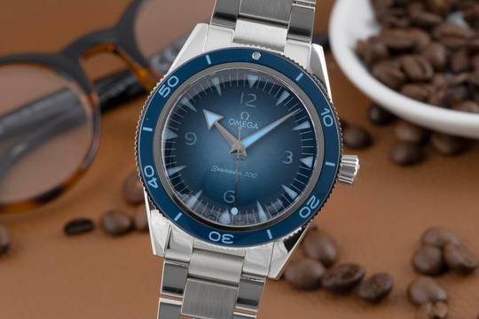  Omega Seamaster 300 Stahl Automatik Ref. 234.30.41.21.03.002 B&P  