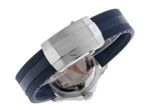 Thumbnail von Breitling Superocean Ref.A17375E71C1S1 2025 Full Set Ungetragen