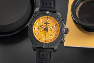 Thumbnail von Breitling Avenger Hurricane 12H Chronograph Breitlight XB0170E41I1W1 B&P 2021