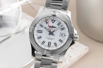  Breitling Avenger GMT Stahl Automatik Herrenuhr A32397101A1A1 B&P  