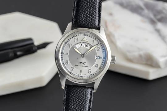  IWC Fliegeruhr Spitfire UTC Edelstahl Automatik Herrenuhr Ref. IW325107 