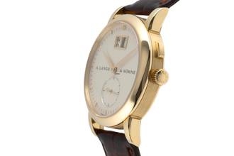 Thumbnail von A. Lange & Söhne Saxonia Großdatum 18K Gold Handaufzug 105.021 B&P 1999