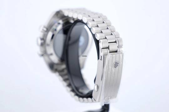  Omega Speedmaster Professional Moonwatch Silver Snoopy Award - UNWORN - With Additional Leather Strap - With Box And Papers - 310.32.42.50.02.001 2024 