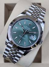  Rolex Datejust 41 41mm 126300 Green dial Jubilee Bracelet Unworn/New condition Full Set 5-2026 