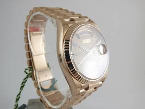 Thumbnail von Rolex Day-Date Rainbow Pave Diamond Dial with all stickers