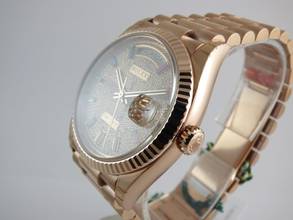 Thumbnail von Rolex Day-Date Rainbow Pave Diamond Dial with all stickers