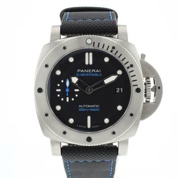 Panerai Luminor Submersible 42 Black Dial 